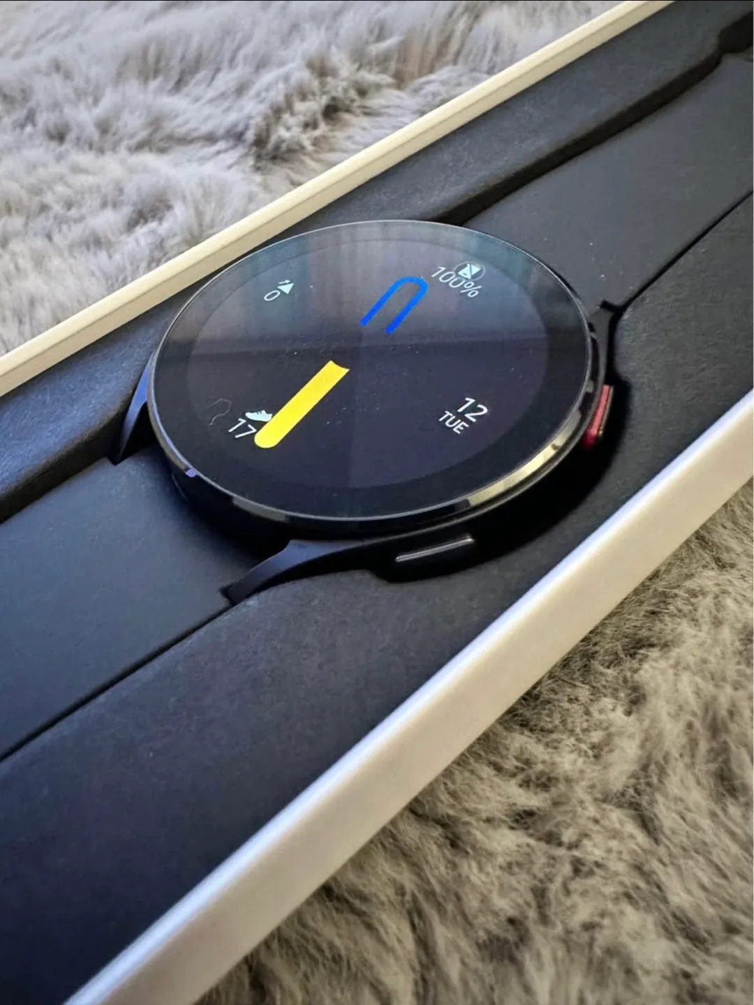 Samsung Galaxy Watch4 Smartwatch - Black image indicator(2)