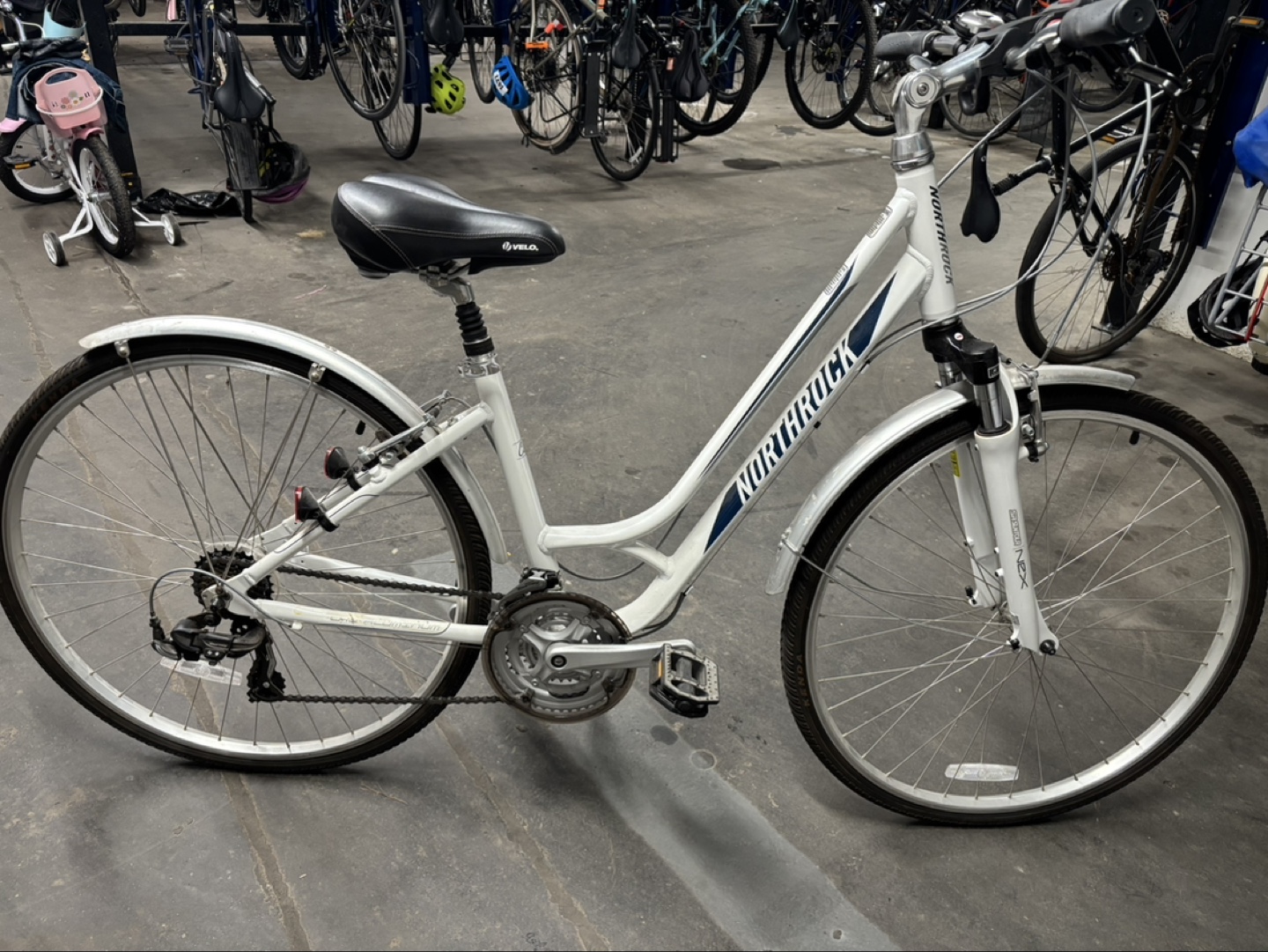 Women's Northrock XC275 Hybrid Bicycle - photo 3
