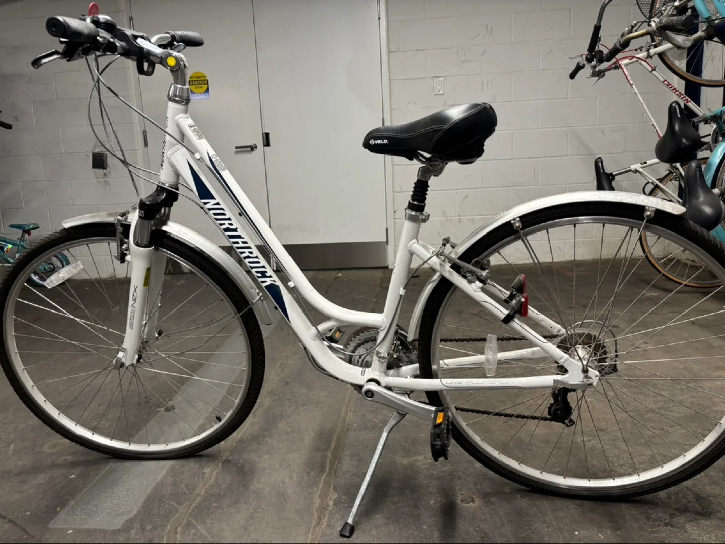 Women's Northrock XC275 Hybrid Bicycle thumbnail