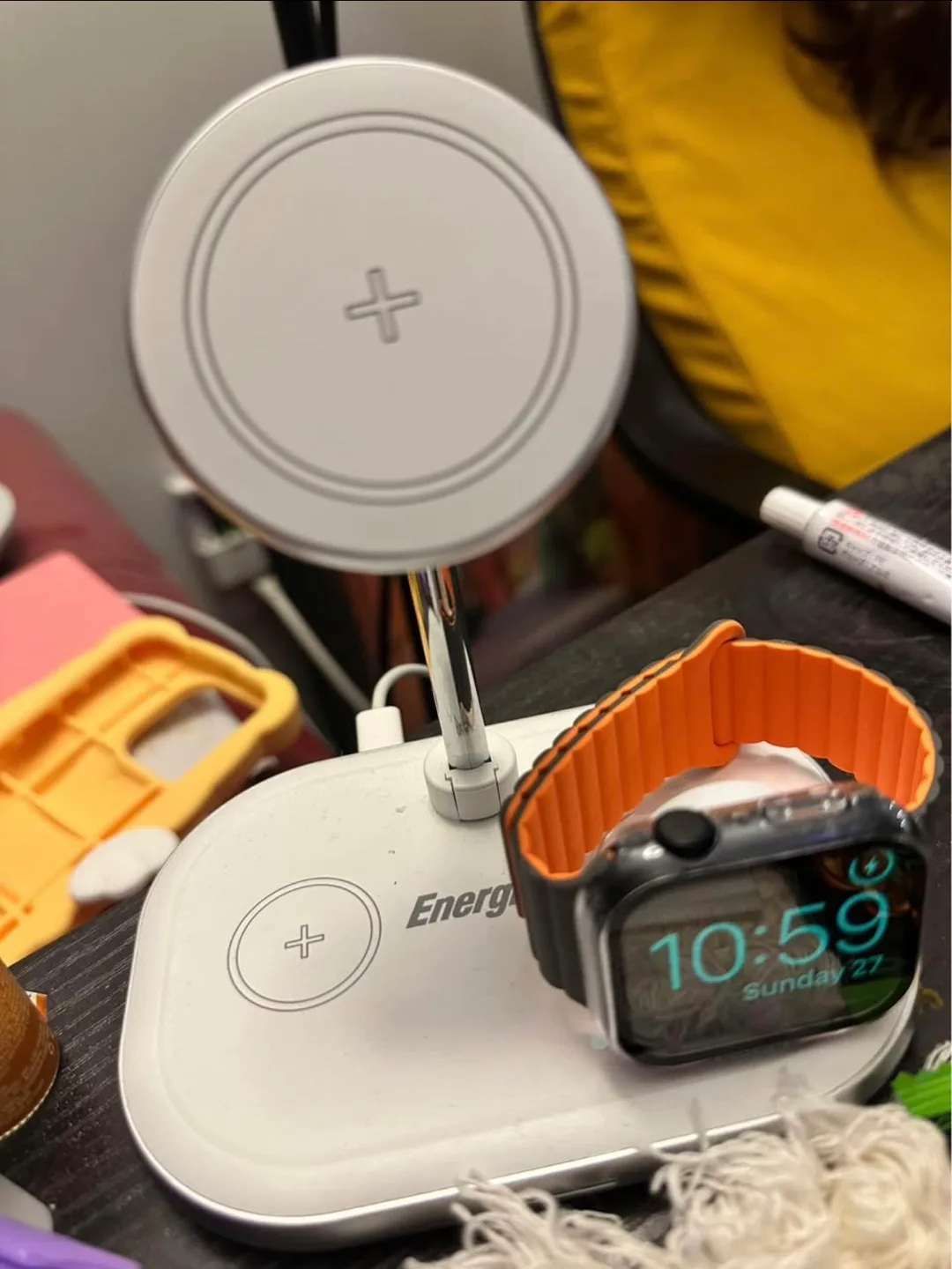 Energizer Ultimate 3-in-1 Wireless Charger image indicator(2)