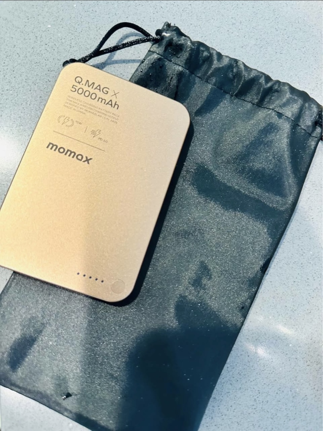 Momax Q.Mag X 5000mAh Portable Charger - Gold - photo 3