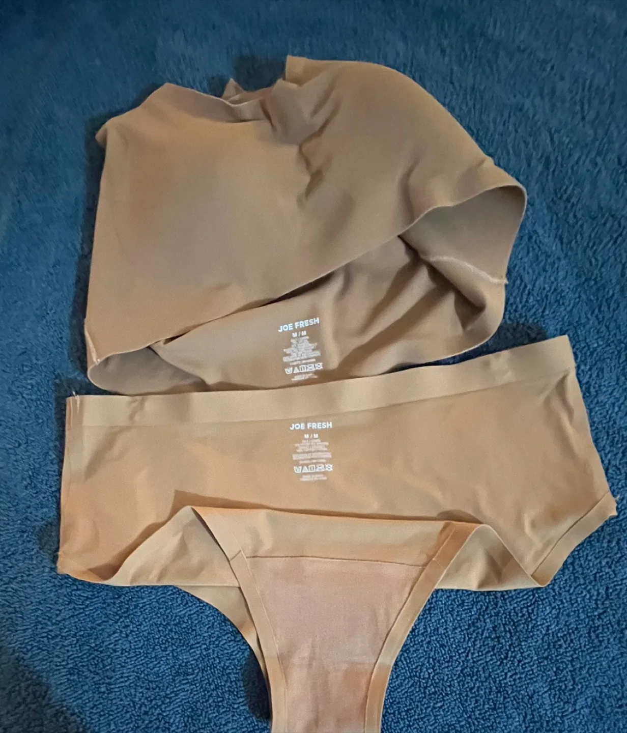 Joe Fresh Women's Wireless Bra and Panty Set image indicator(2)