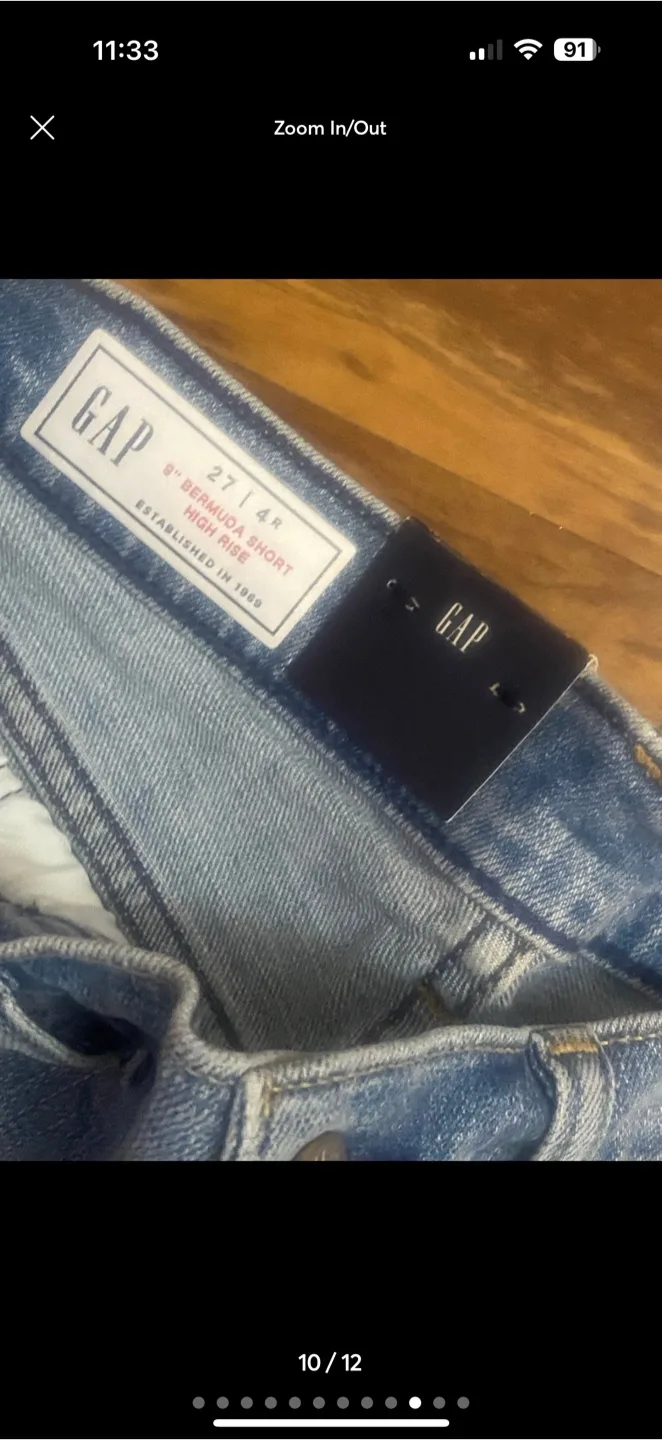 Gap Women's Light Wash Denim Shorts Size 27 image indicator(9)
