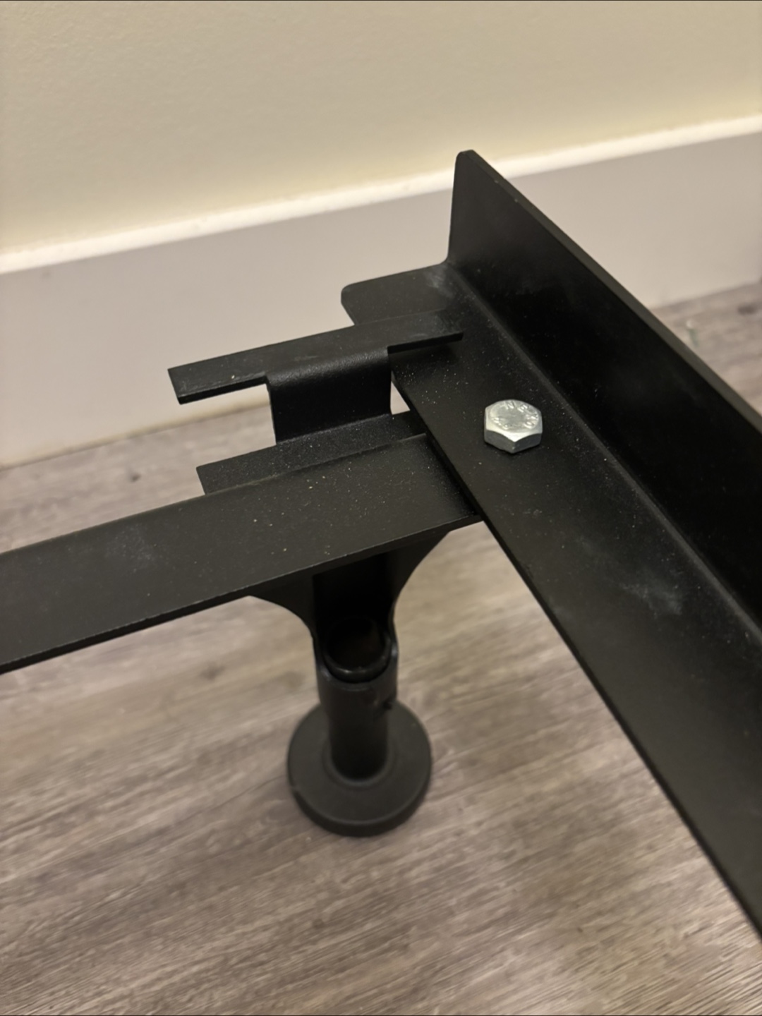 Metal Bed Frame - Queen Size - photo 2