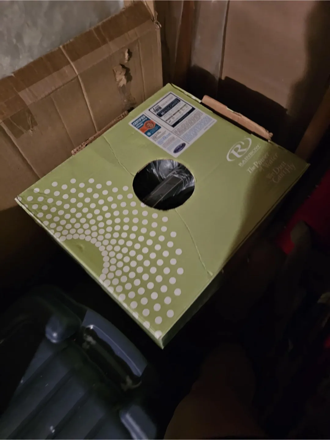 Rainbow Aquamate Water Vacuum (unused) - in original Box image indicator(3)