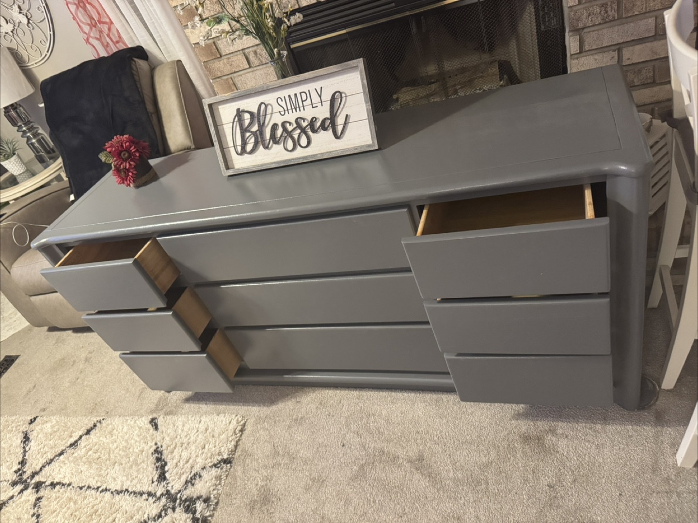 ✨✨BEAUTIFUL GRAY SOLID WOOD 9 DRAWER DRESSER BY WEBB✨✨ - photo 2