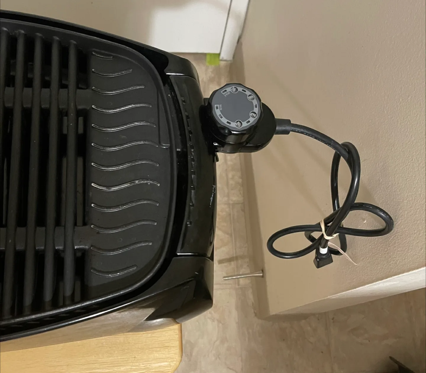 GE Indoor / Outdoor Electric Smokeless BBQ Grill - Black image indicator(3)