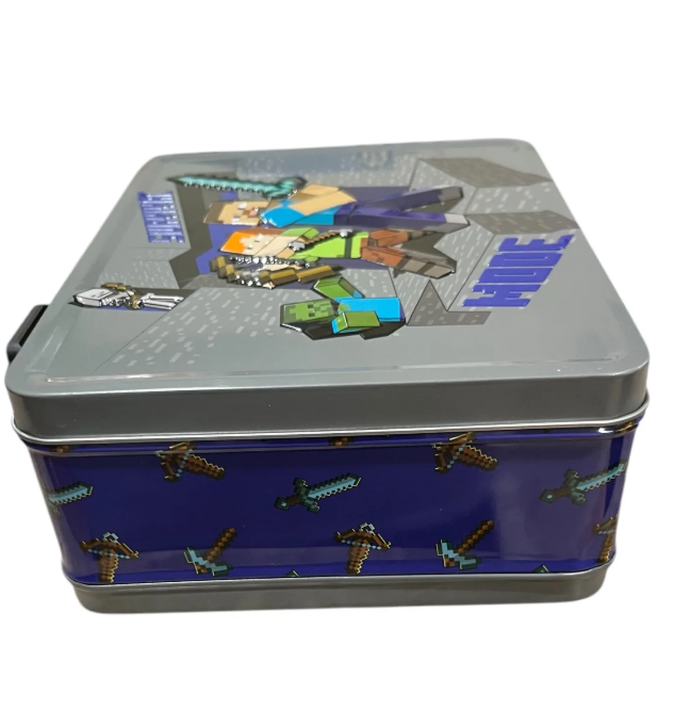 Minecraft Metal Lunchbox & Dennis Figure image indicator(7)