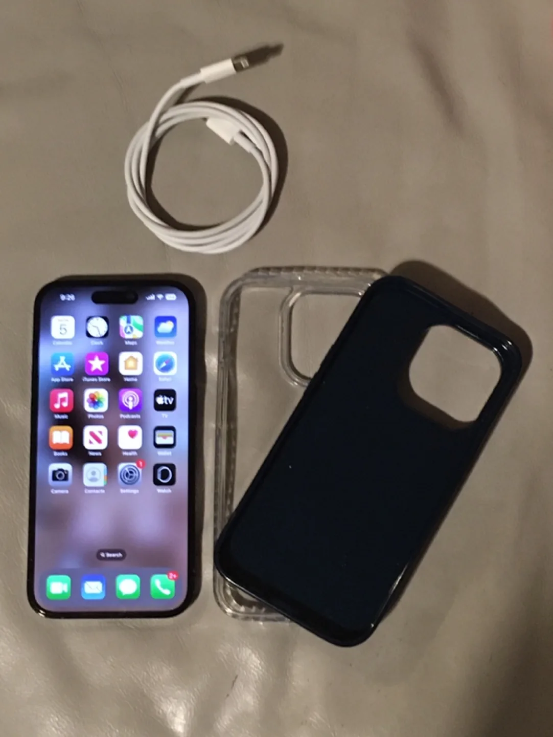 iPhone 14 Pro/ 128gb - Black - Excellent Condition image indicator(9)