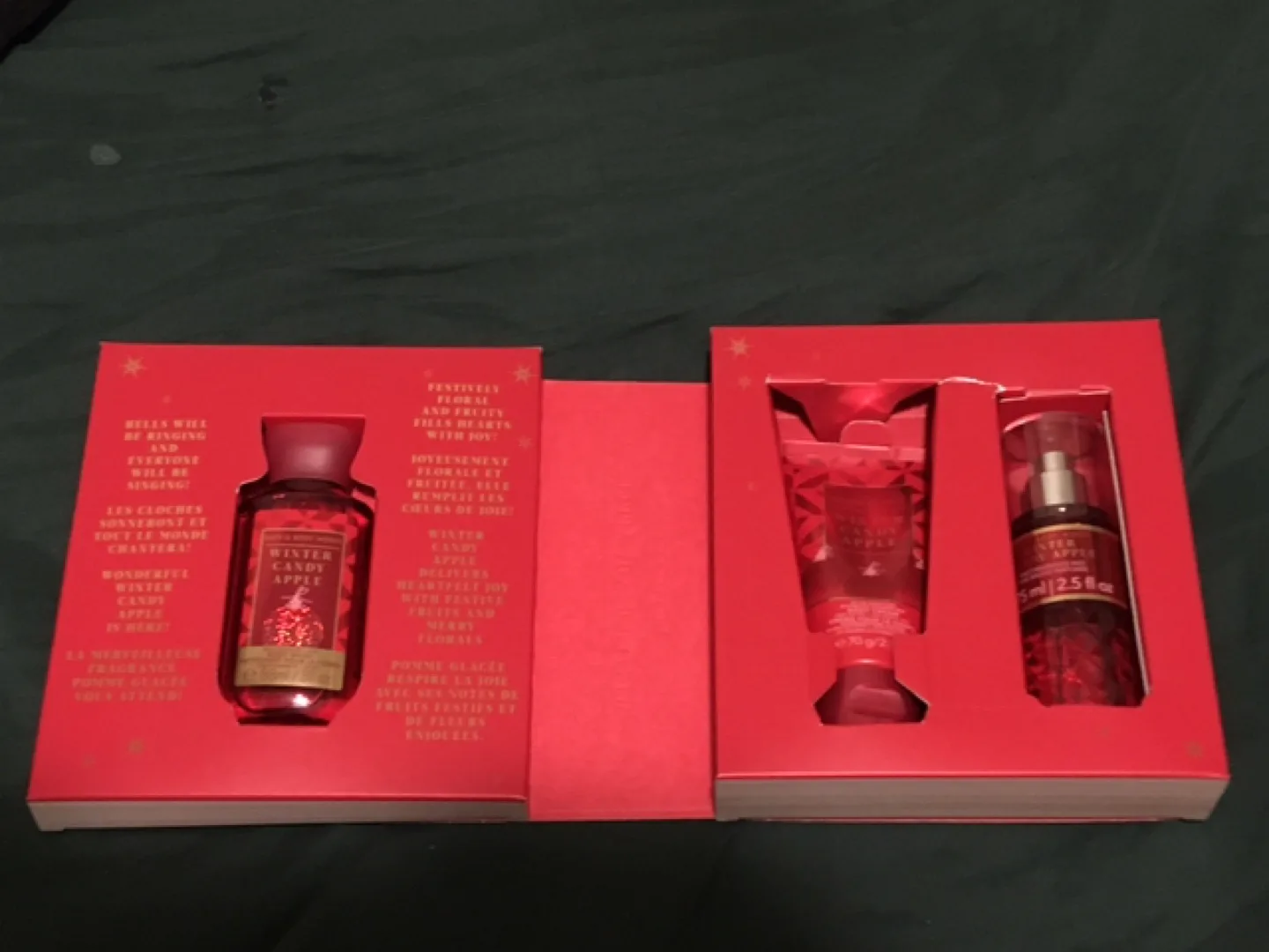 Bath & Body Works Winter Candy Apple Gift Set image indicator(2)