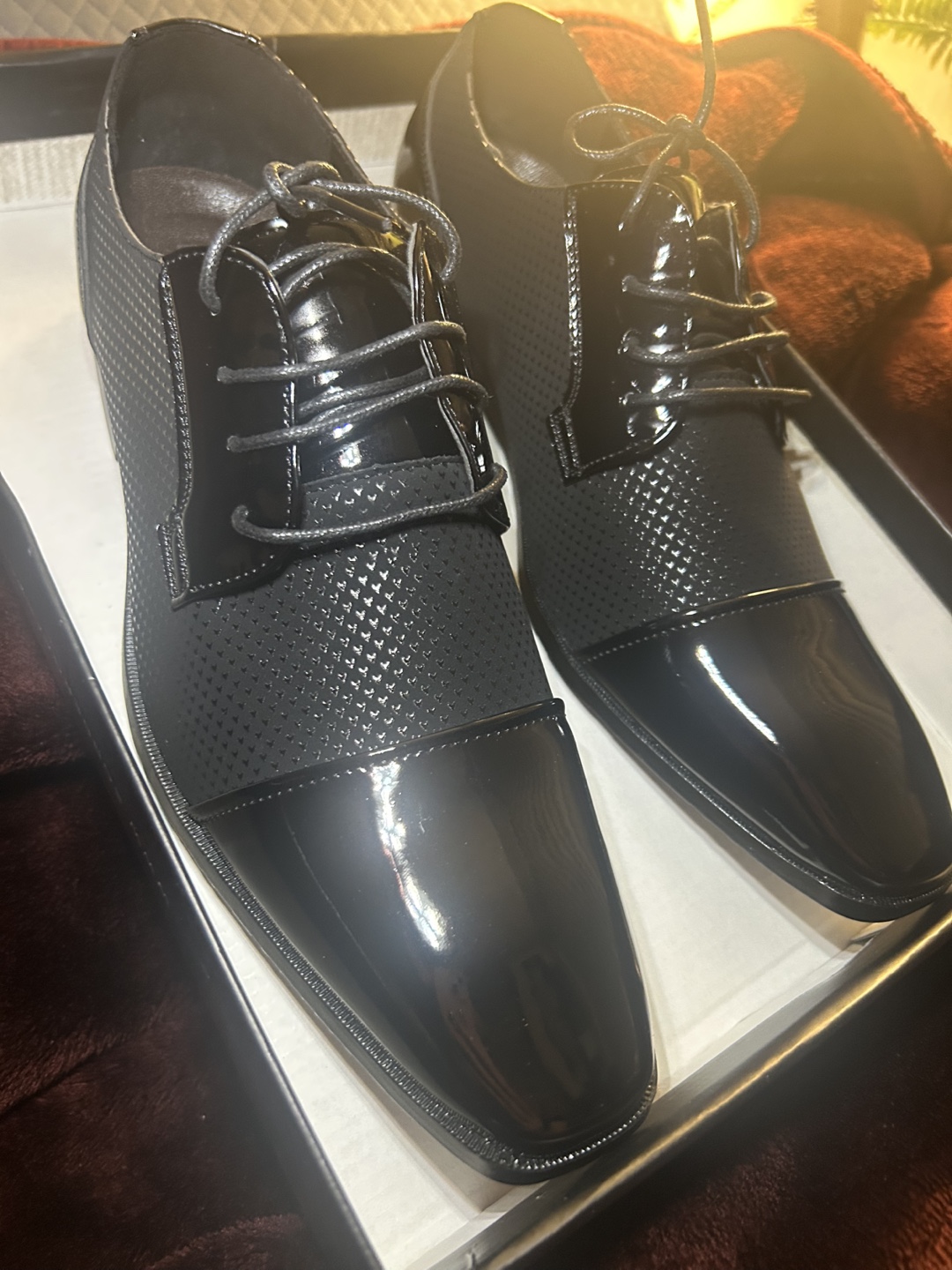 Men's Black Patent Synthetic Leather Dress Shoes