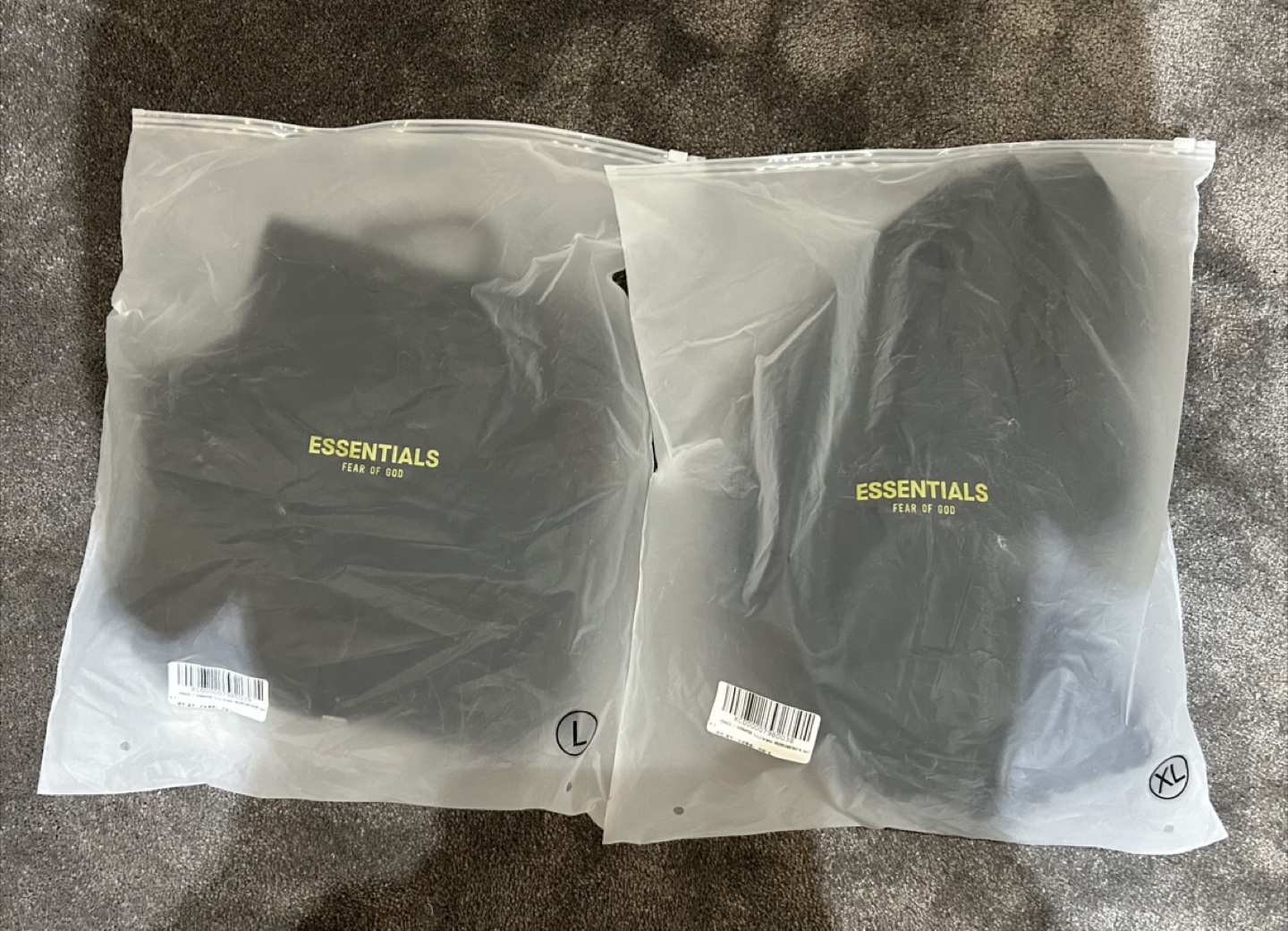 Essentials shorts - photo 3