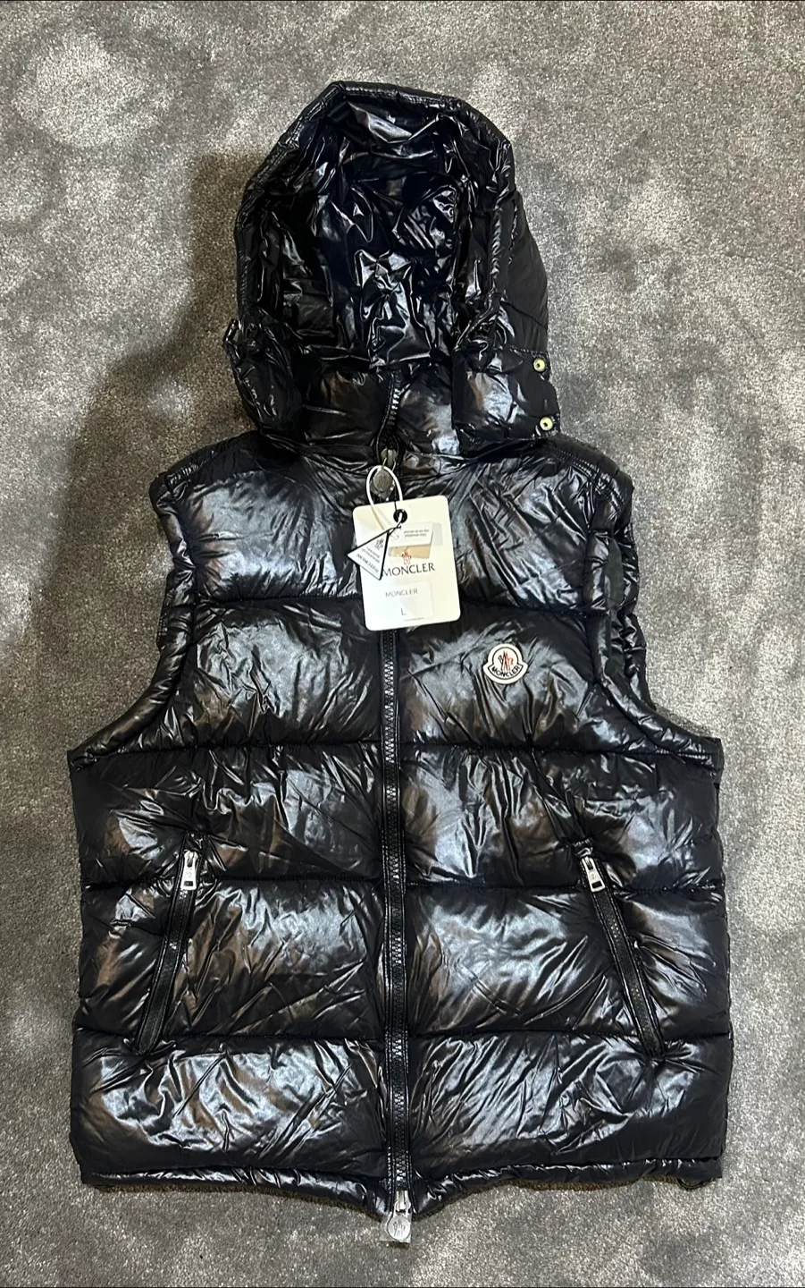 Moncler vest thumbnail