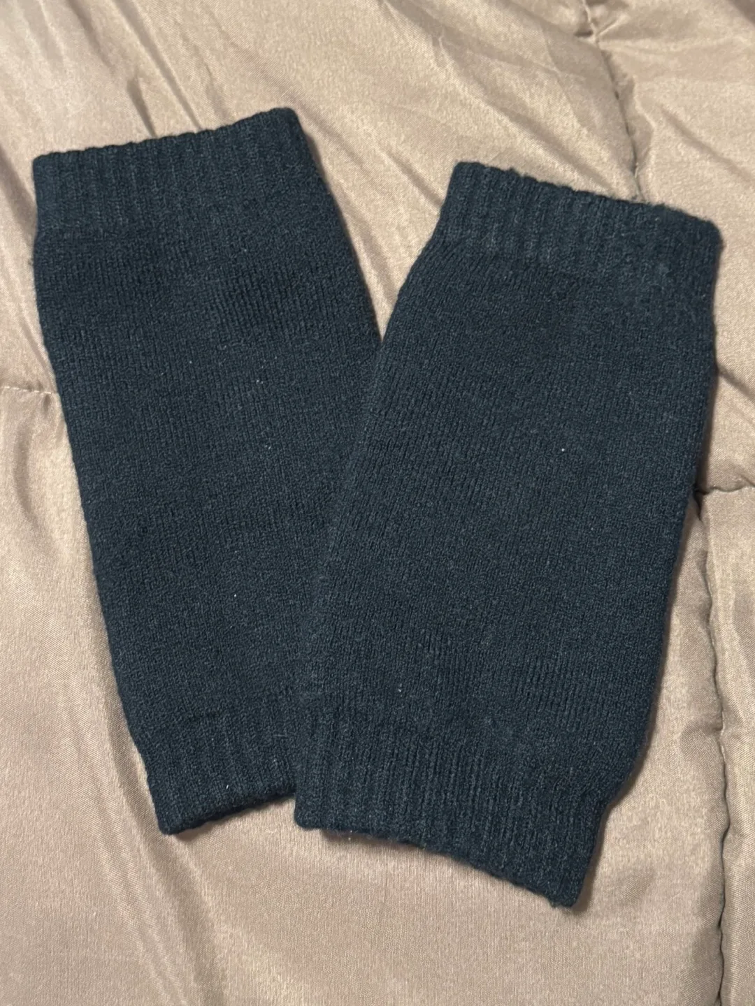 Arm Warmer thumbnail