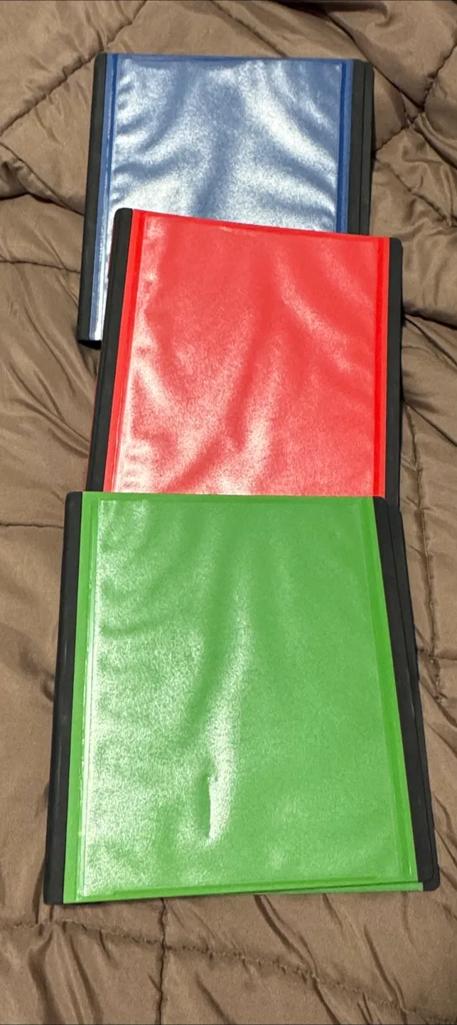 Staples Binder thumbnail