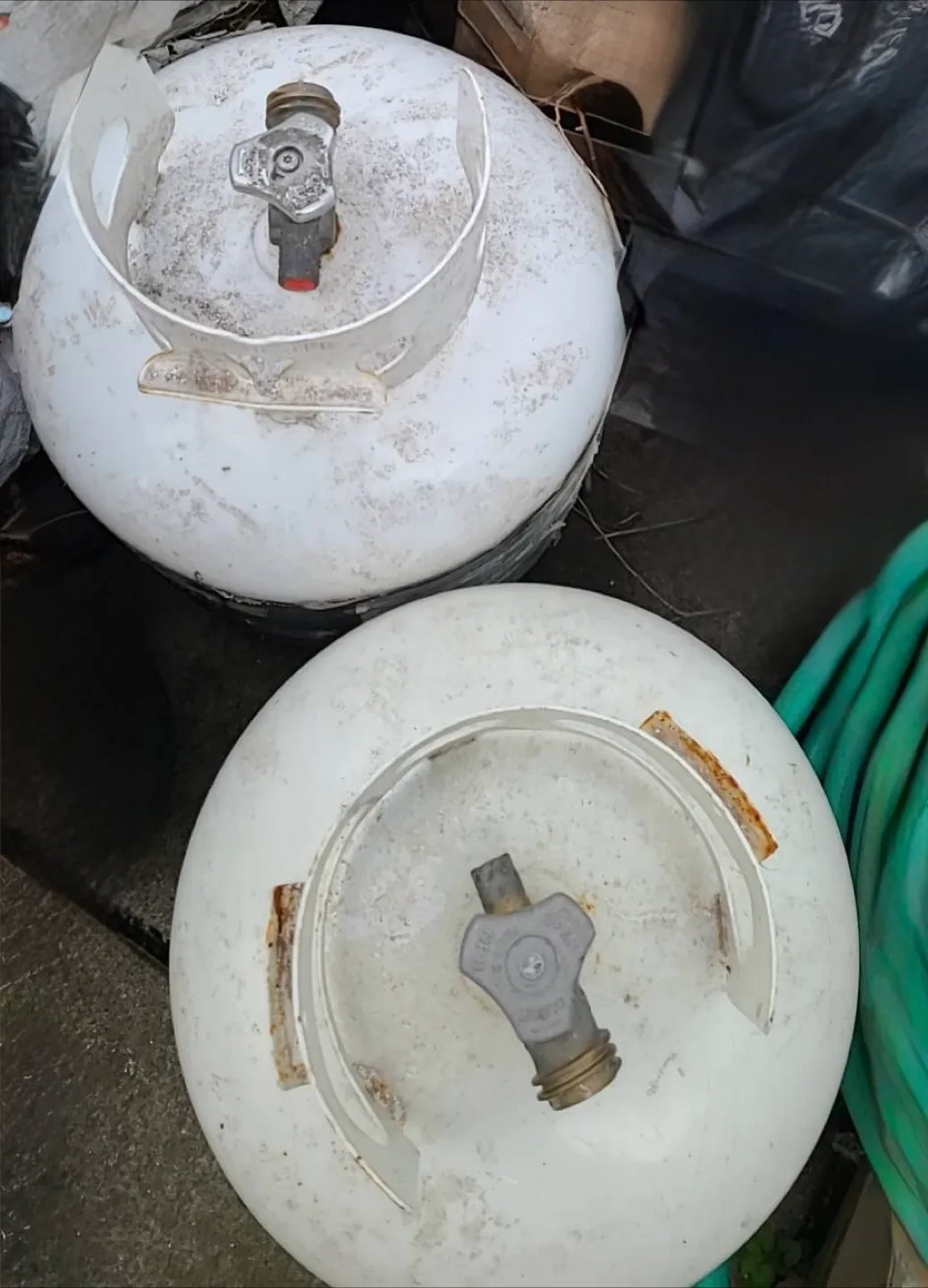 Used Propane Tanks empty tank thumbnail