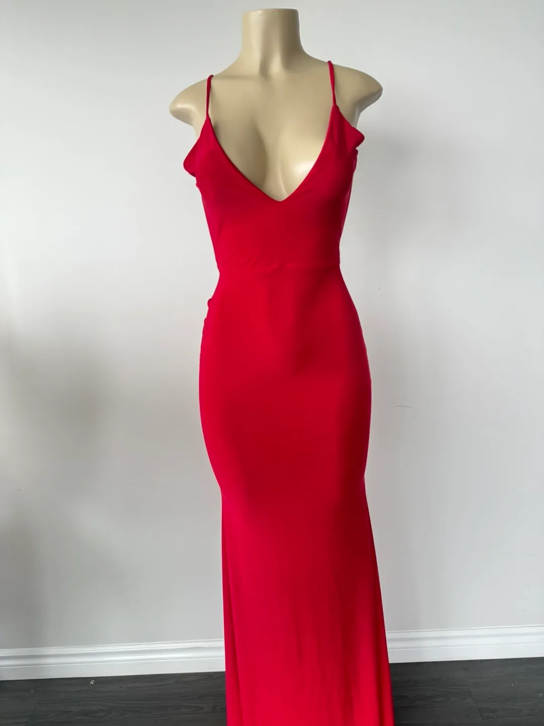 Club L London Stunning Red Maxi Dress - Open Back, V-Neck image indicator(4)