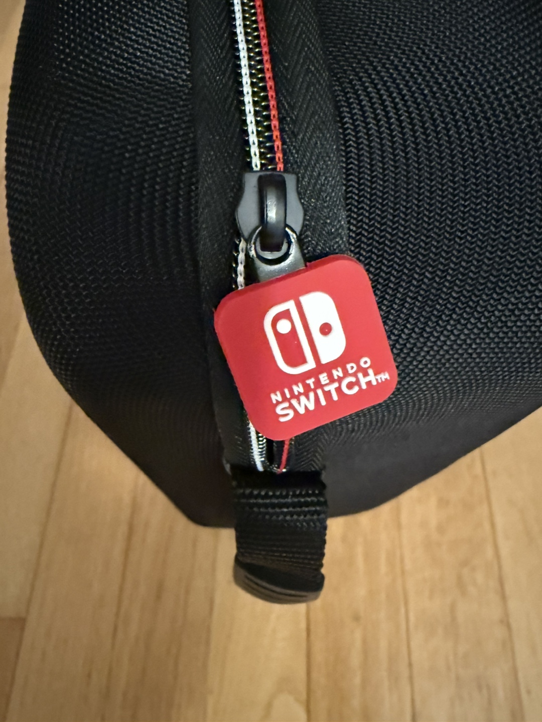 NEW - Nintendo Switch Game Traveler Deluxe System Case - photo 5