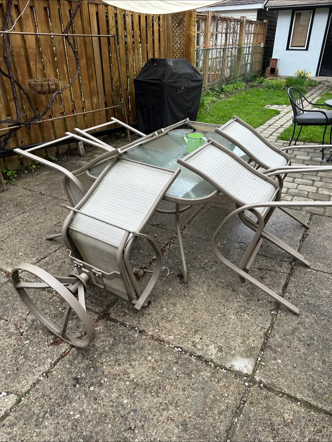 Patio Set - 6 Chairs and Table image indicator(2)