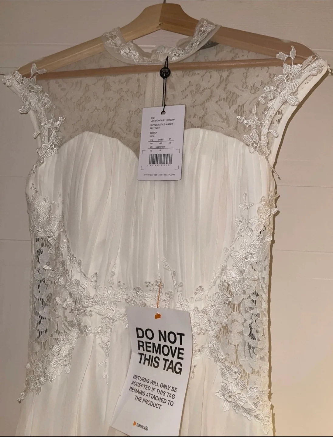 Little Mistress Bridal Lace Detail Wedding Dress size 8 image indicator(9)