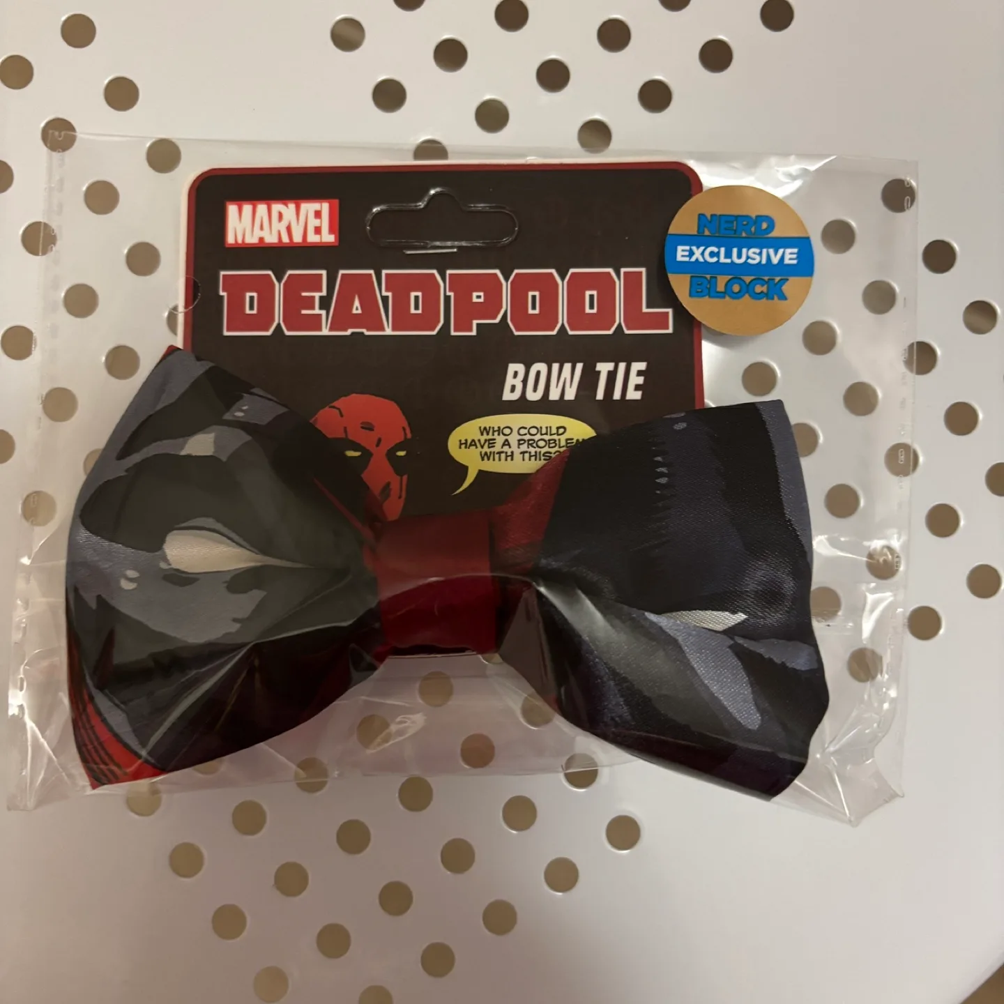 Marvel Deadpool Bow Tie - Nerd Block Exclusive thumbnail