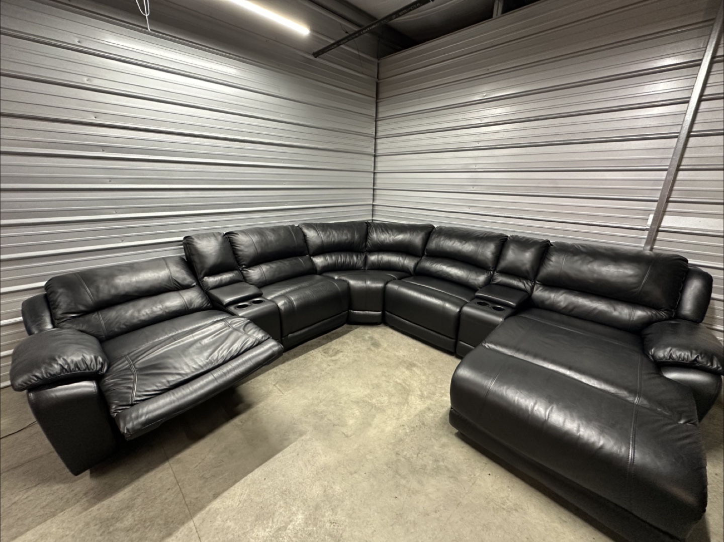 Genuine Leather Reclining Sectional (FREE DELIVERY) - photo 5