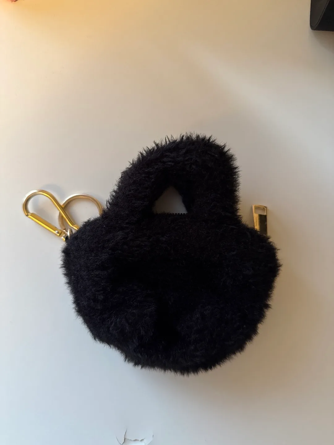 Black Fluffy Mini Bag Keychain 🧡 image indicator(2)