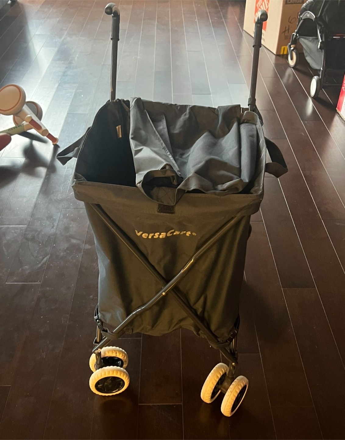 Foldable utility shopping cart