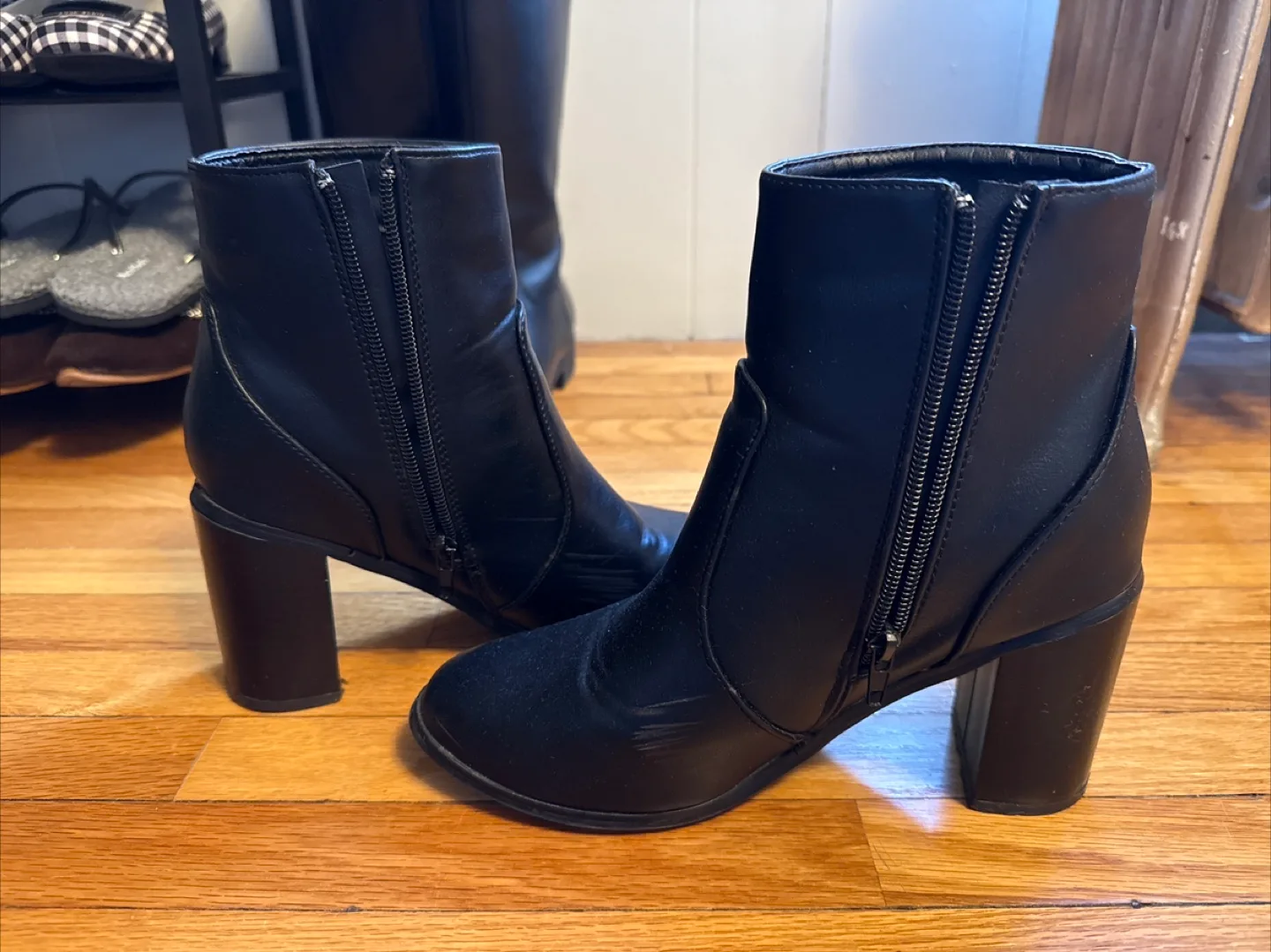 Ardene Women's Black Ankle Boots - Size 8 🧡 image indicator(4)