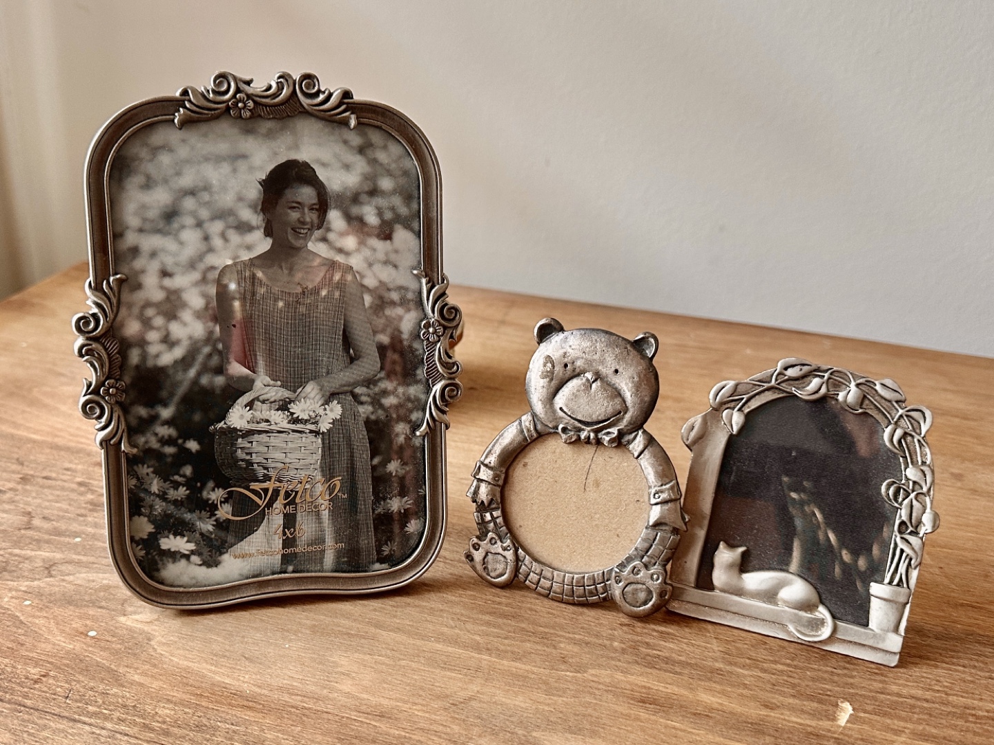 Picture frames 🧡