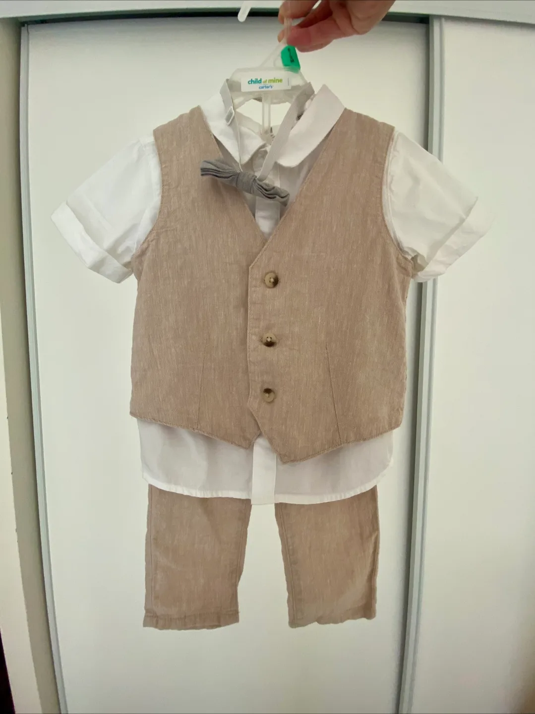 H&M Tan 4piece Dressy Outfit image indicator(2)