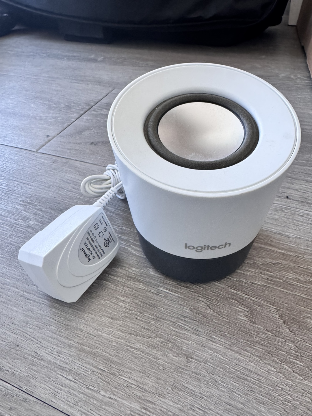 Logitech Ultra-Portable Speaker - photo 2