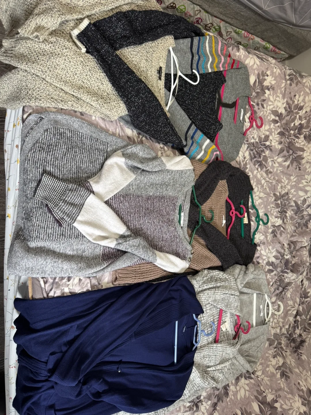 MOVING SALE :Bundle of Women's  clothes (Knitwear) thumbnail