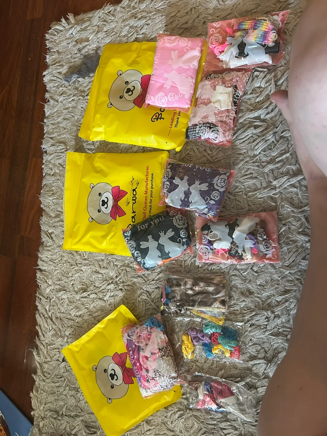 Barwa Barbie Doll Clothes & Accessories- 1 of each image indicator(4)