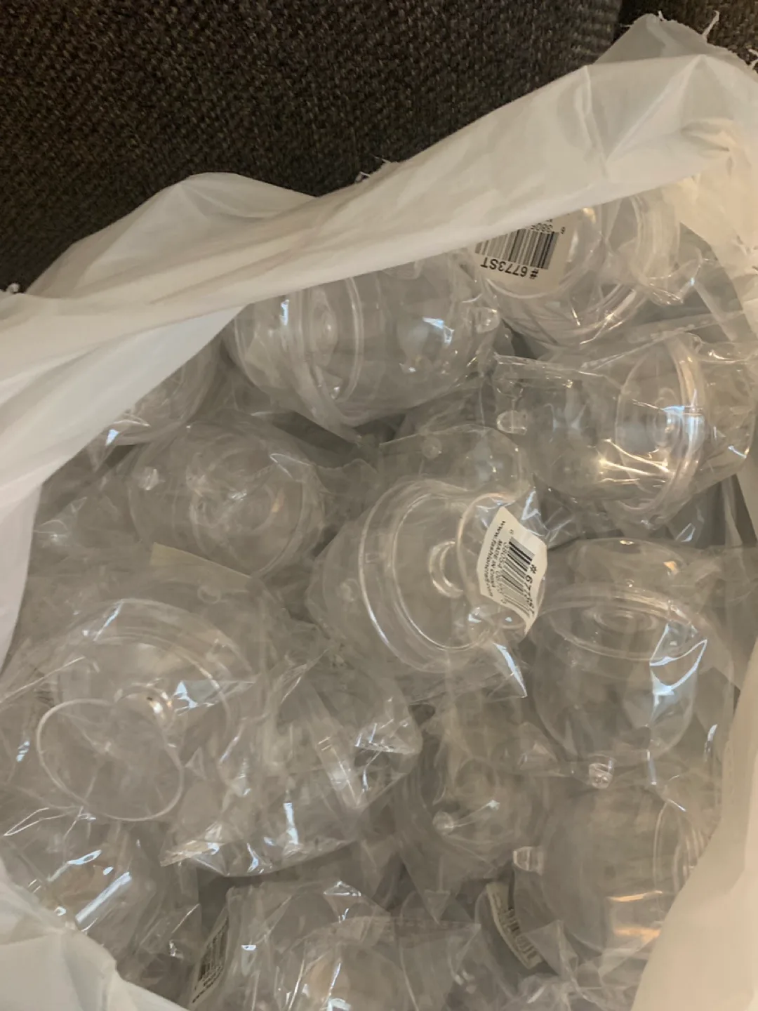 🧡 70x Miniature Clear Plastic Cake Domes with Stand image indicator(7)