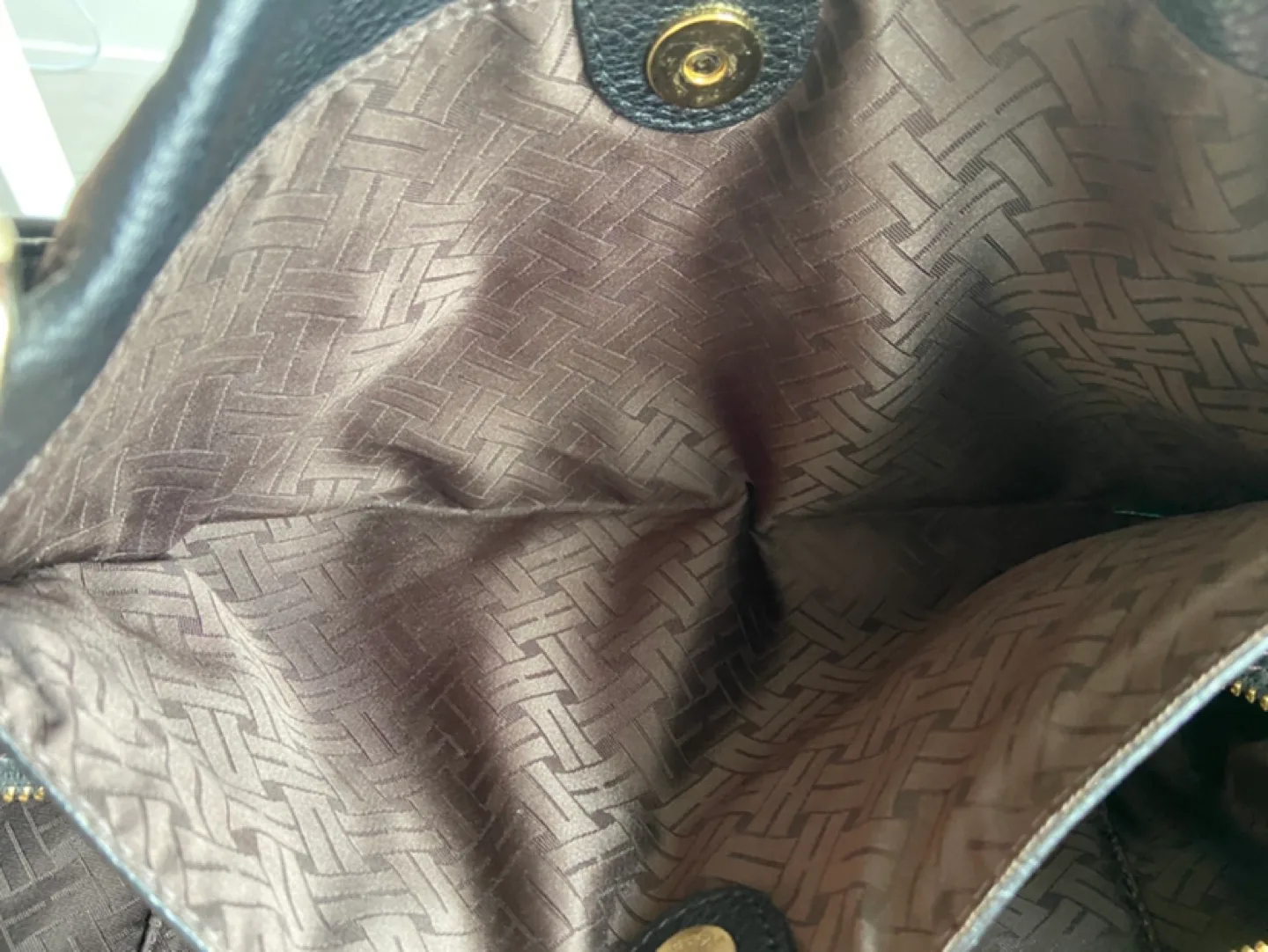 Authentic Cole Haan Genuine  Leather Handbag image indicator(9)