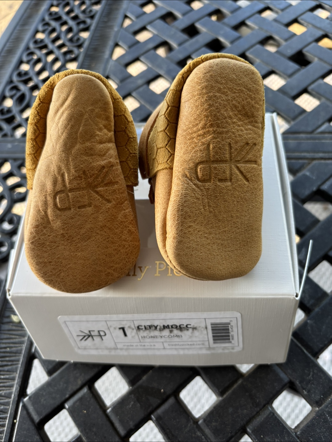 Freshly Picked City Moccasins - Honeycomb - Size 1 - photo 2