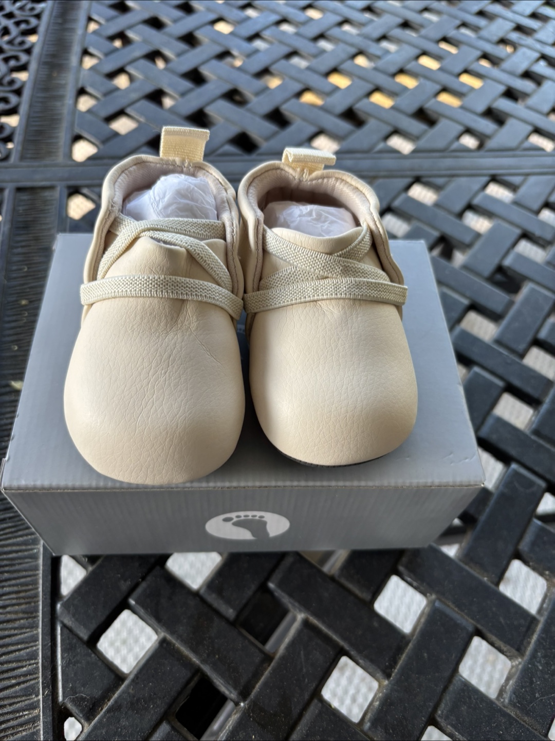 Stonz Baby Shoes - Linder - Smokey Cream - Size 6-12 Months