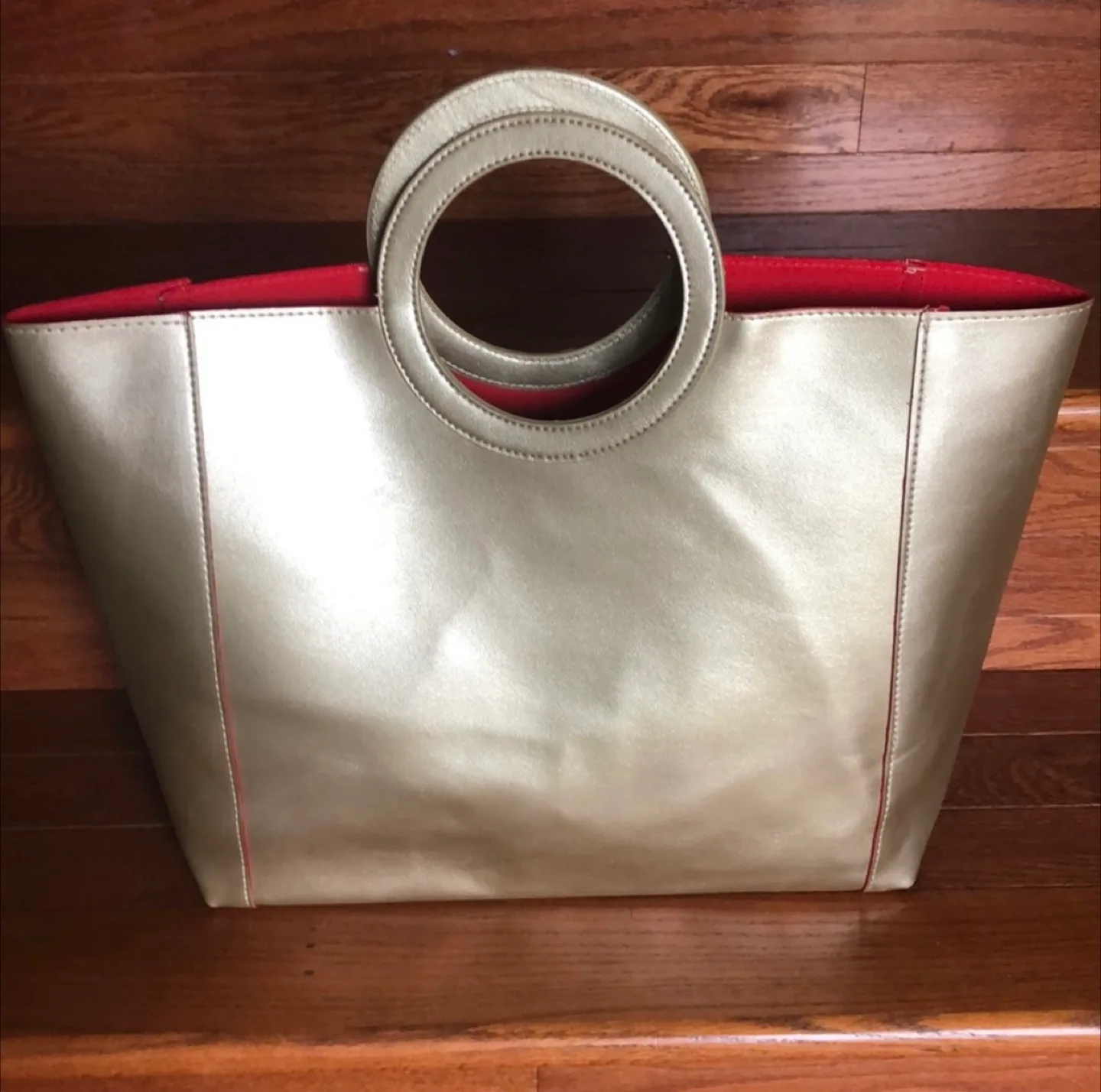 Elizabeth Taylor Gold Laser Cut Tote Bag image indicator(2)