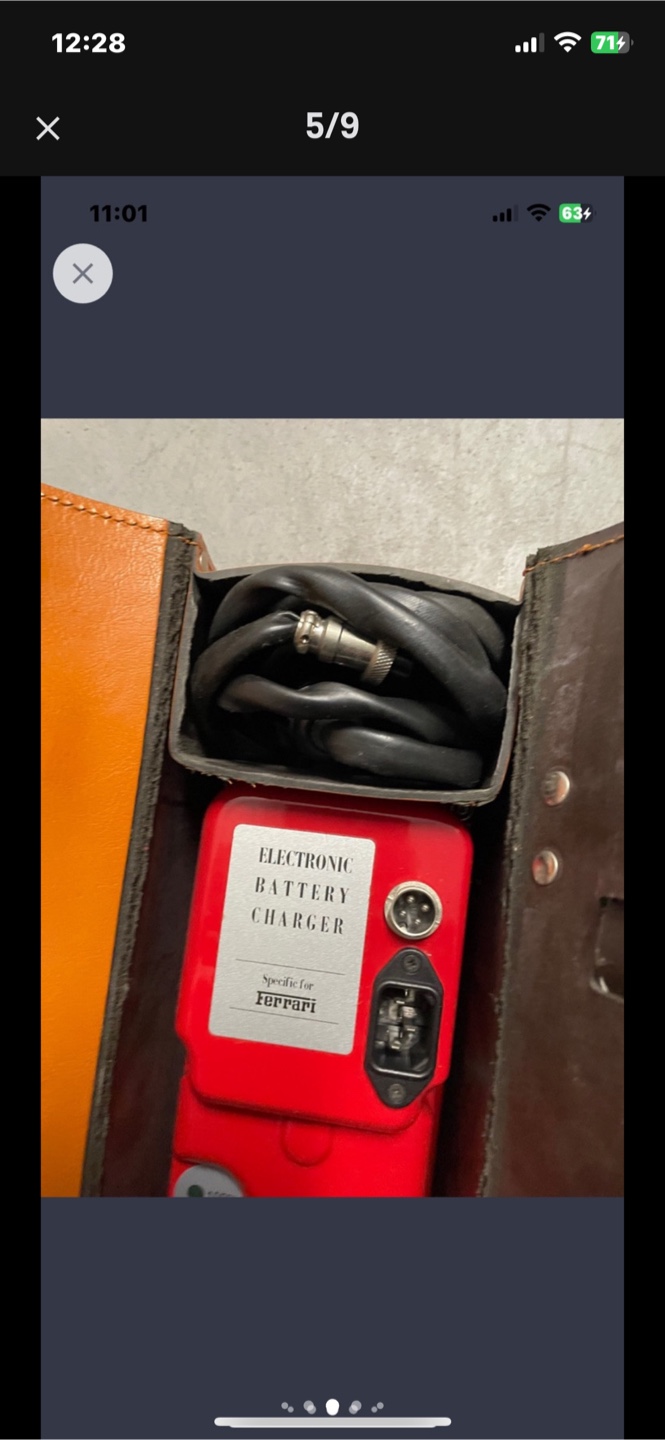 Vintage Ferrari Electronic Battery Charger - photo 5