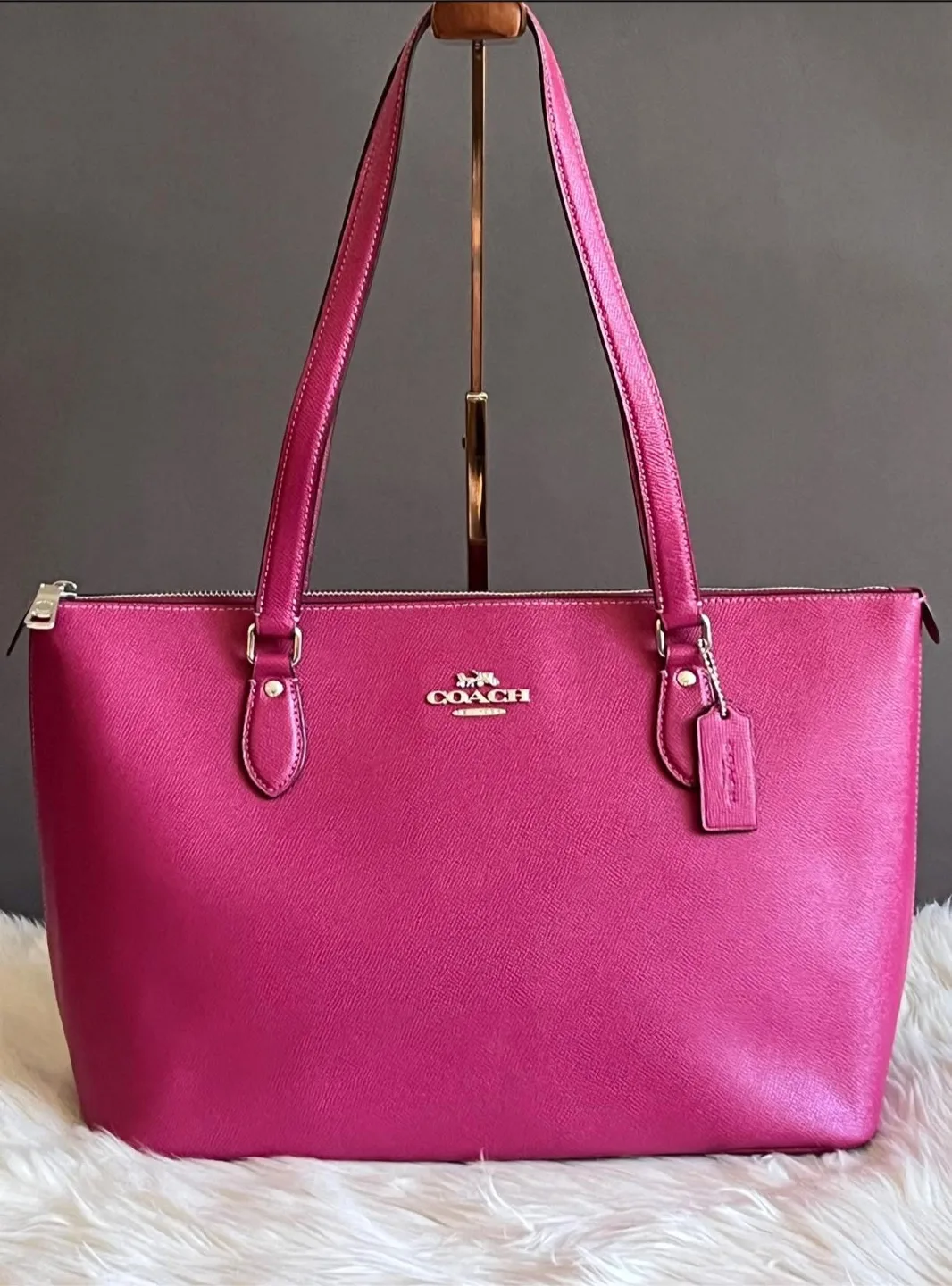 Brand new Coach Gallery Tote thumbnail