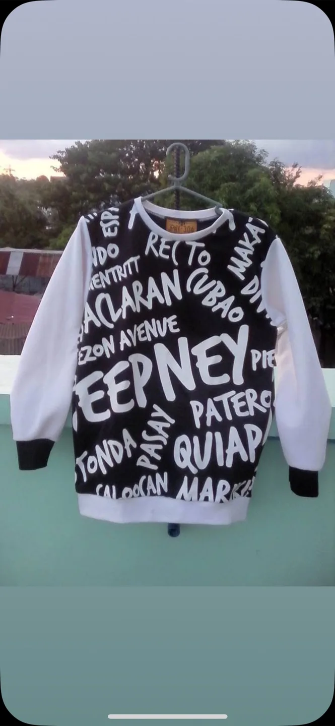 Philippine Jeepney-themed sweatshirt image indicator(4)
