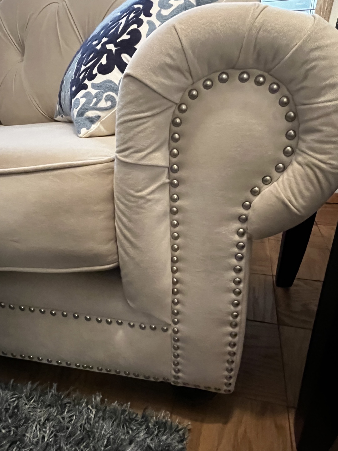 Beige Tufted Loveseat - photo 3