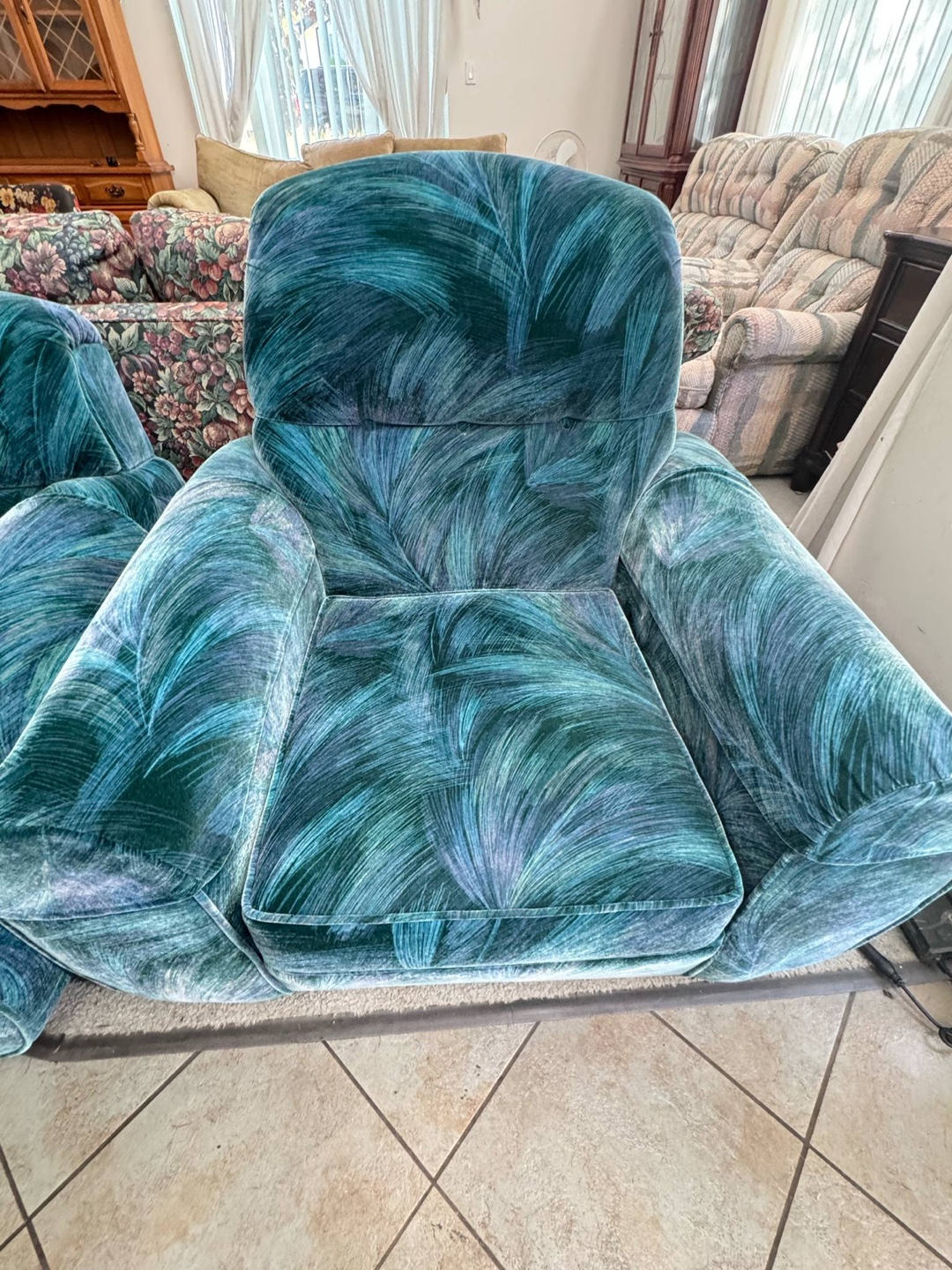 Vintage Teal Velvet Sofa and Loveseat Set - photo 3