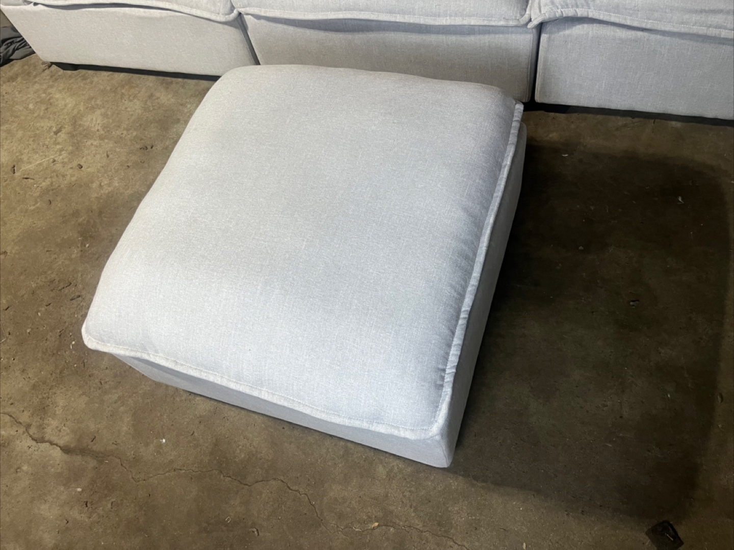 FREE DELIVERY - Light Gray Modular Sectional Sofa - photo 5