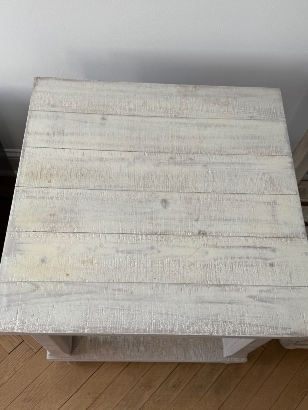 Pair of White Farmhouse End Tables - photo 2