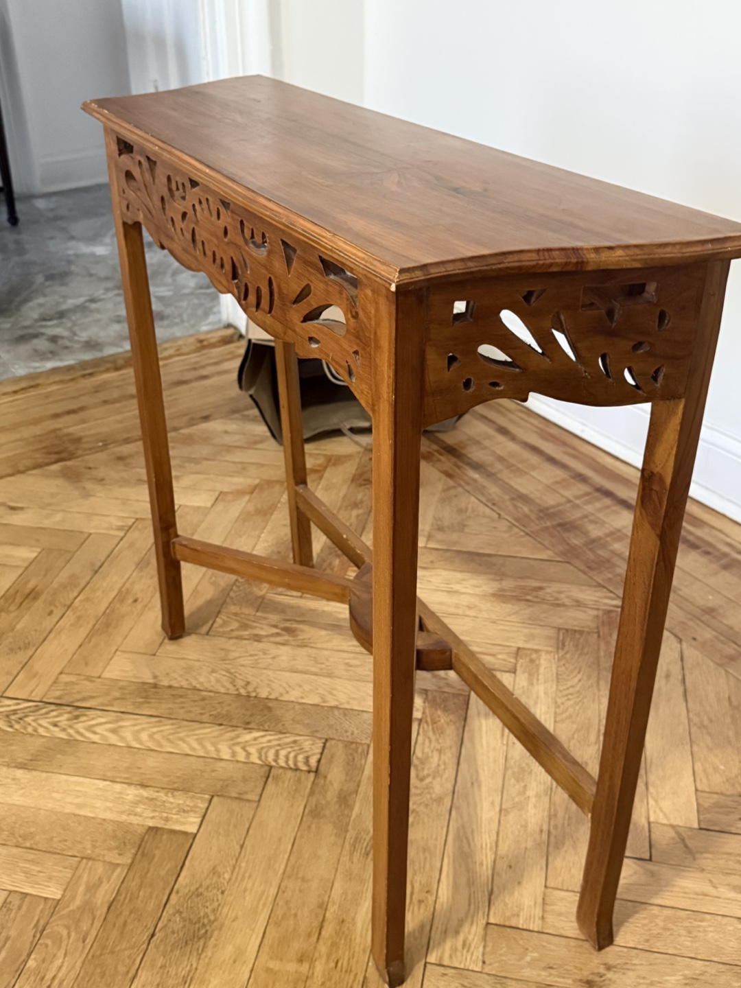 French Style Hand-Carved Wooden Console Table - photo 5