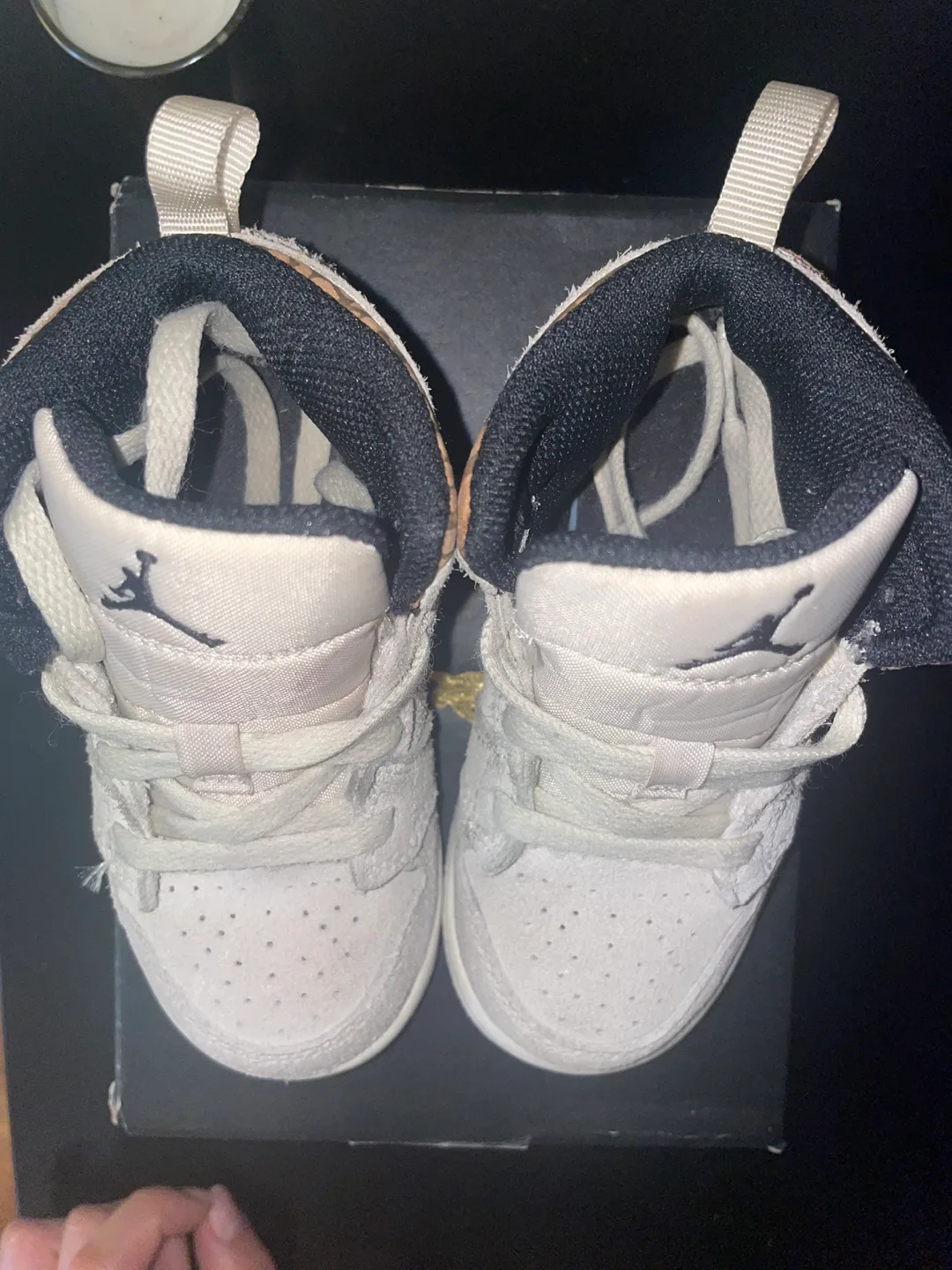 Jordan Mid SE sneakers image indicator(5)