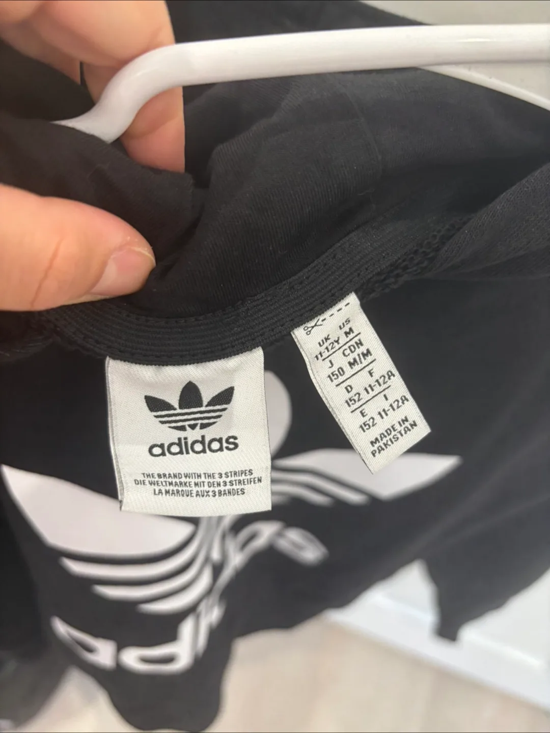 Adidas cropped black hoodie image indicator(2)