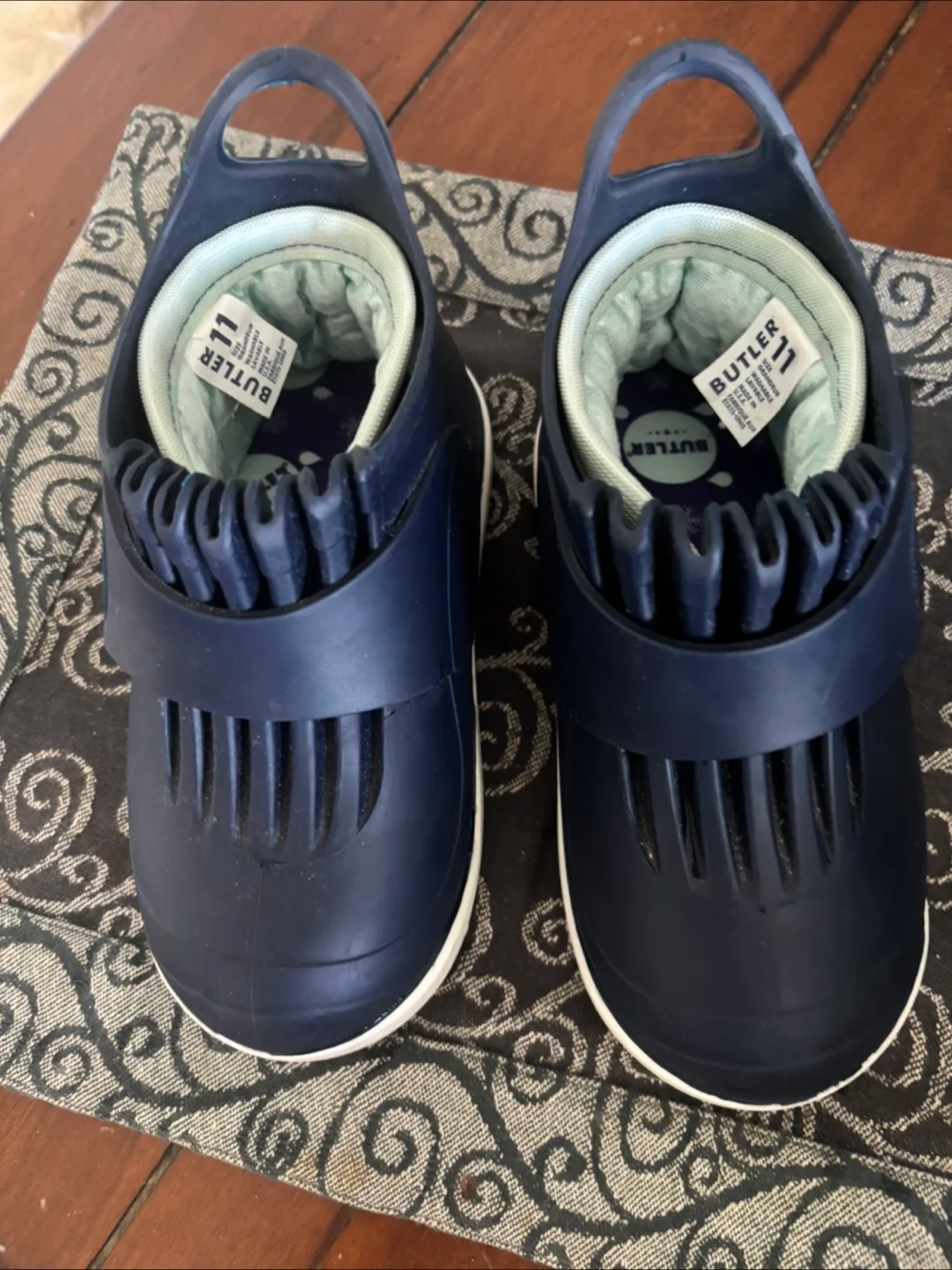 Butler rain Booties Size 11 image indicator(2)